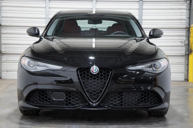 New 2019 Alfa Romeo Giulia Sport for sale $44,190 at AAN Dealer Demo Site in Gurnee IL 60031 2